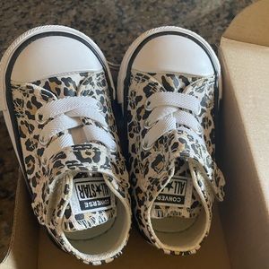 Converse Cheetah sneakers - new